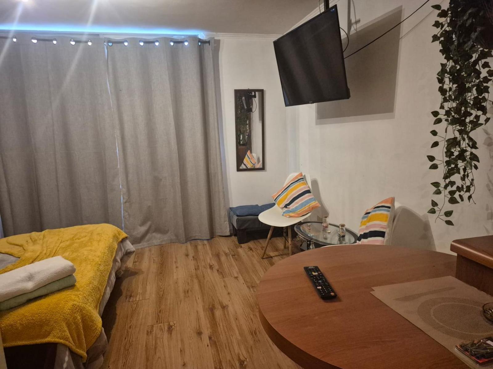 Departamento En Metro Baquedano, Santiago